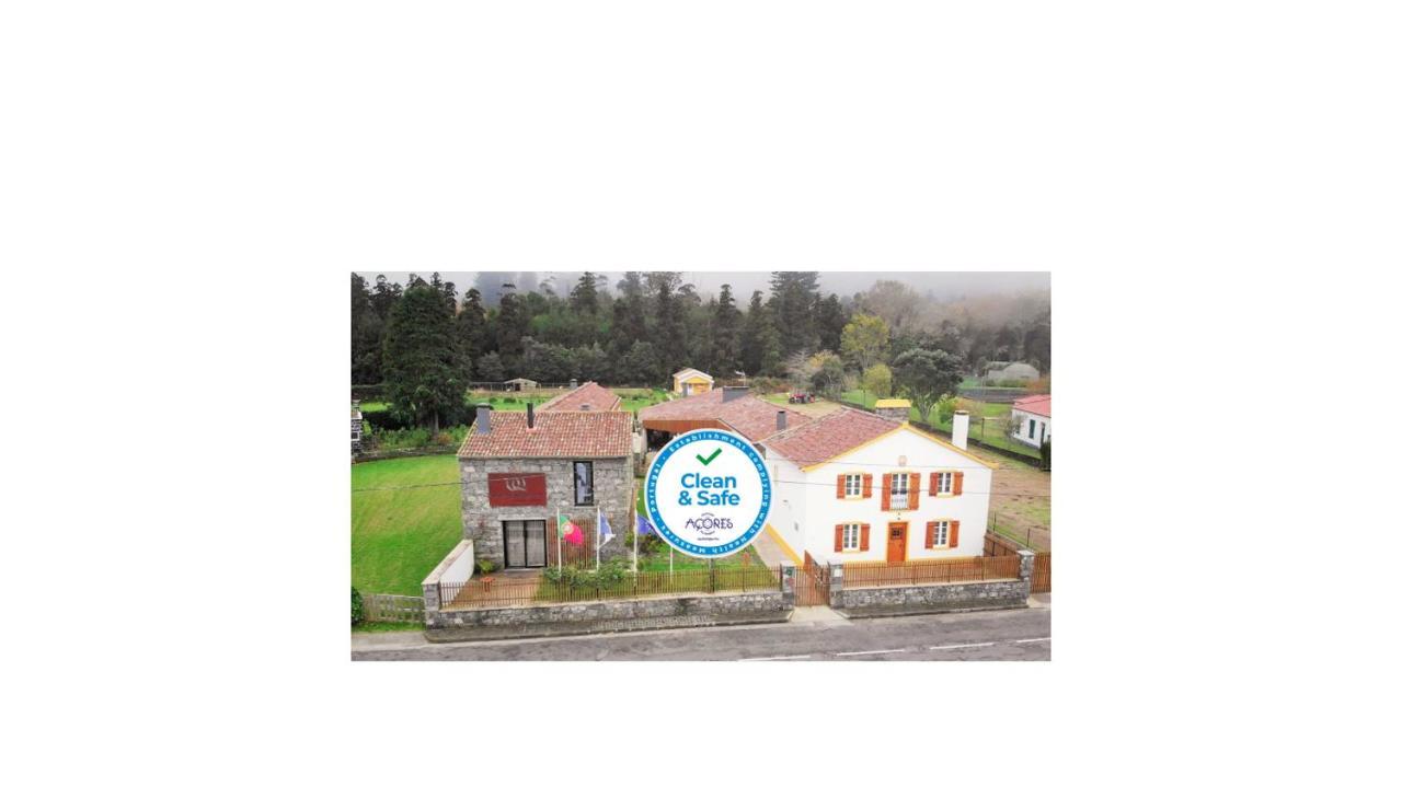 Quinta Da Queiro * Sete Cidades